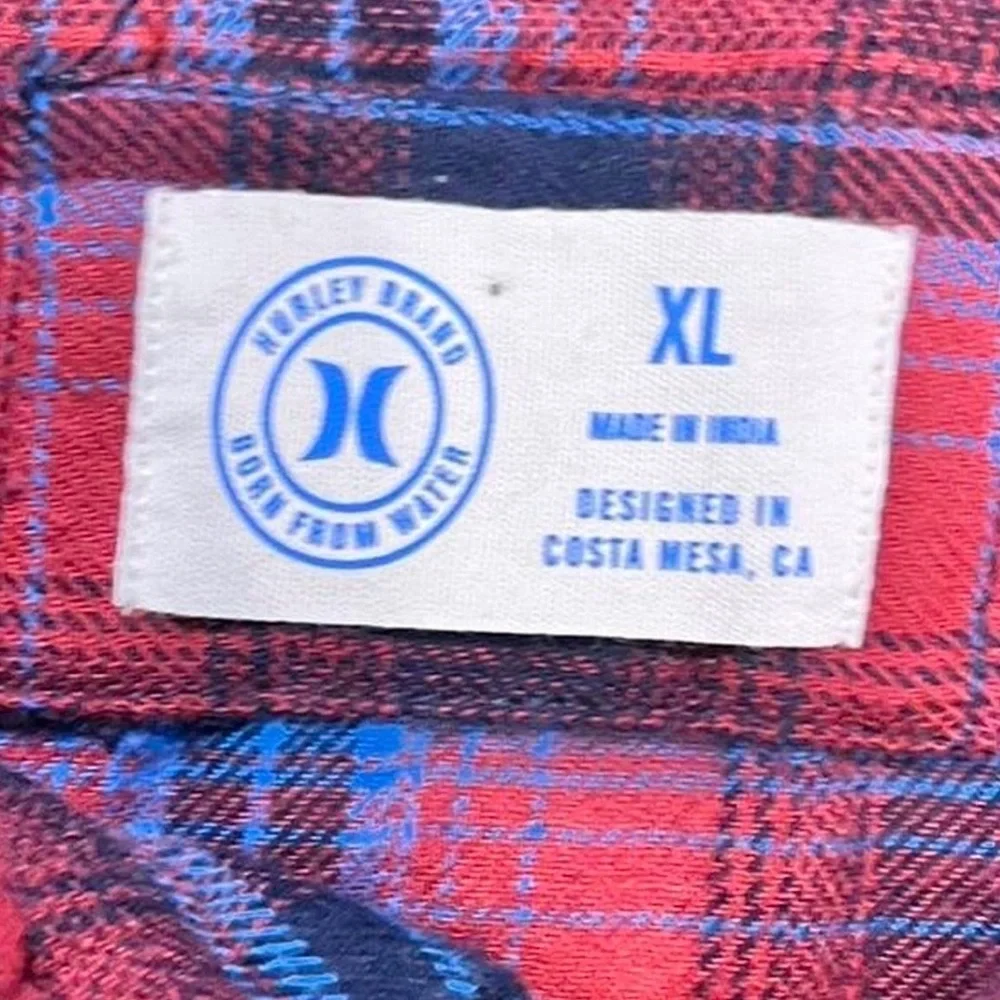 Hurley Men’s Red & Blue Plaid Flannel Shirt Size XL – Button Down Logo Casual
